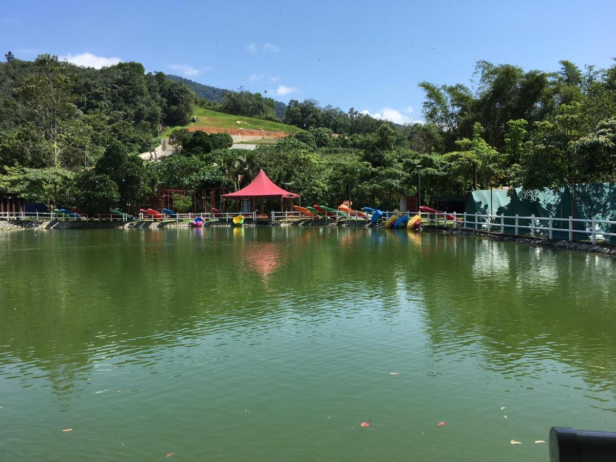 Paradise Valley Resort Broga Semenyih Luaran gambar